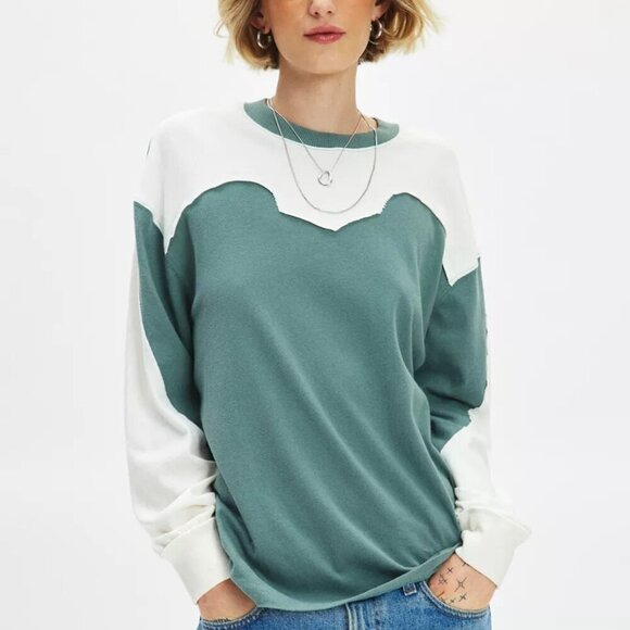 NWT Urban Outfitters BDG Cowboy Oversized Green Crew Neck Tee - Picture 3 of 5